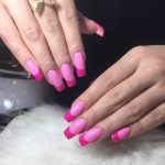 خدمات کاشت ناخن