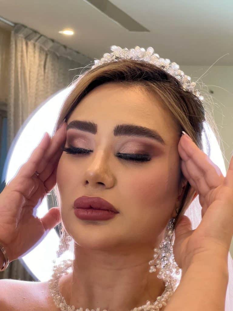 خدمات عروس در جمهوری